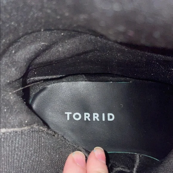 Torrid Black Embroidered Heeled Boots Knee high, wide calf - Picture 2 of 7